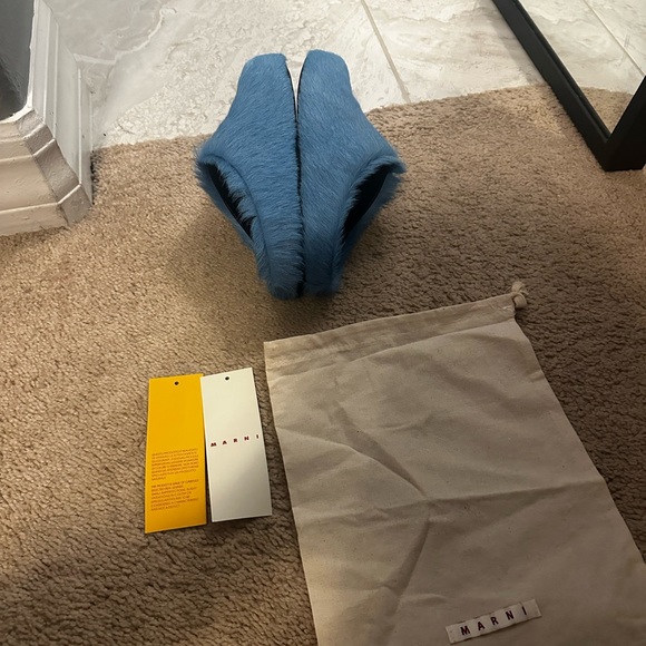 Marni Fussbett Slippers - Picture 3 of 3
